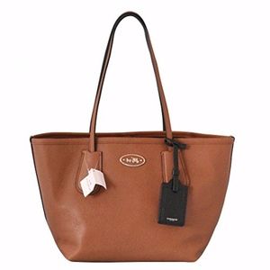 Coach Crossgrain Leather Taxi Zip Tote